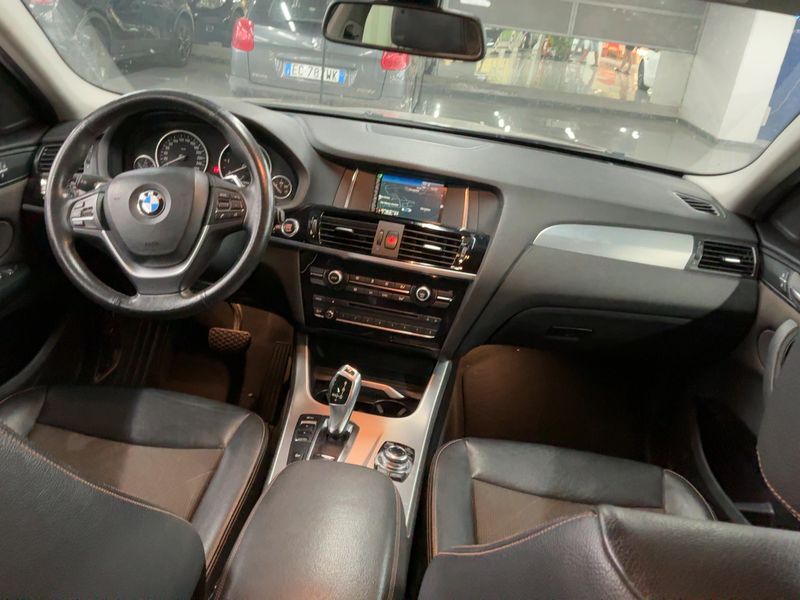 BMW X4 xDrive 20d — zdjęcie 12