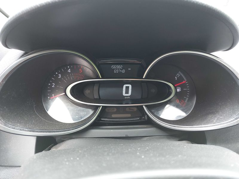 Renault Clio 1.5 dCi Energy Air MediaNav — zdjęcie 12