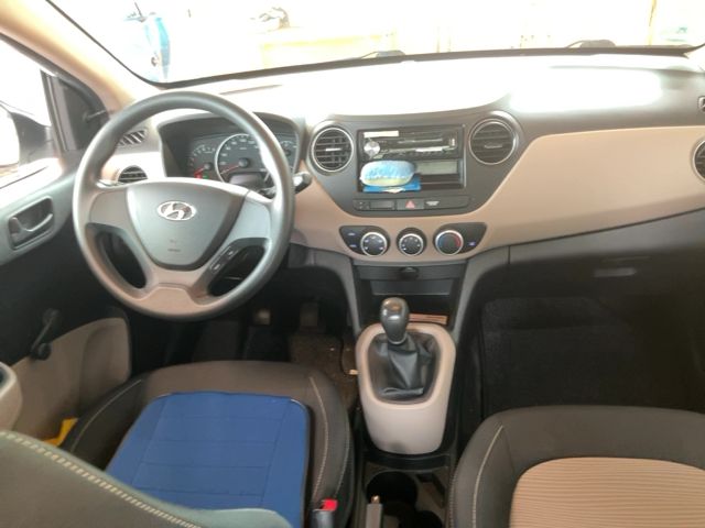Hyundai i10 1.0 Basis — zdjęcie 12