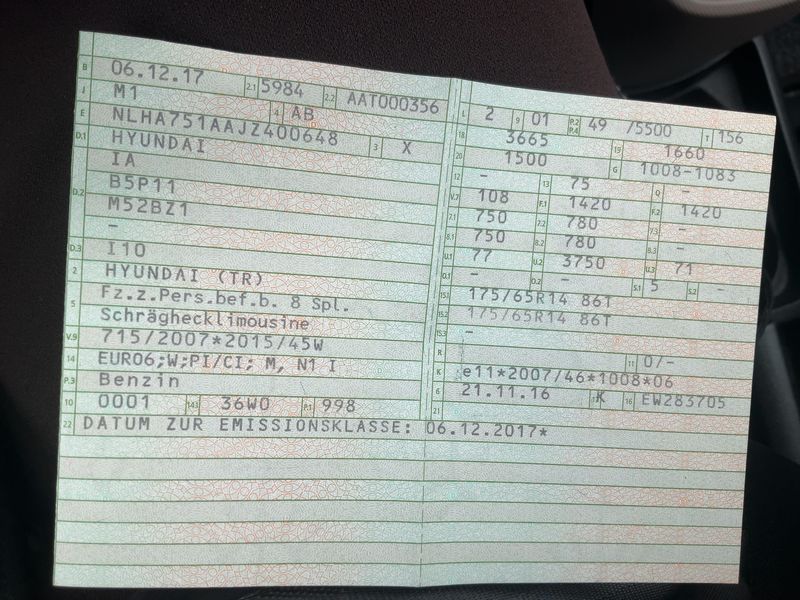 Hyundai i10 1.0 Basis — zdjęcie 15