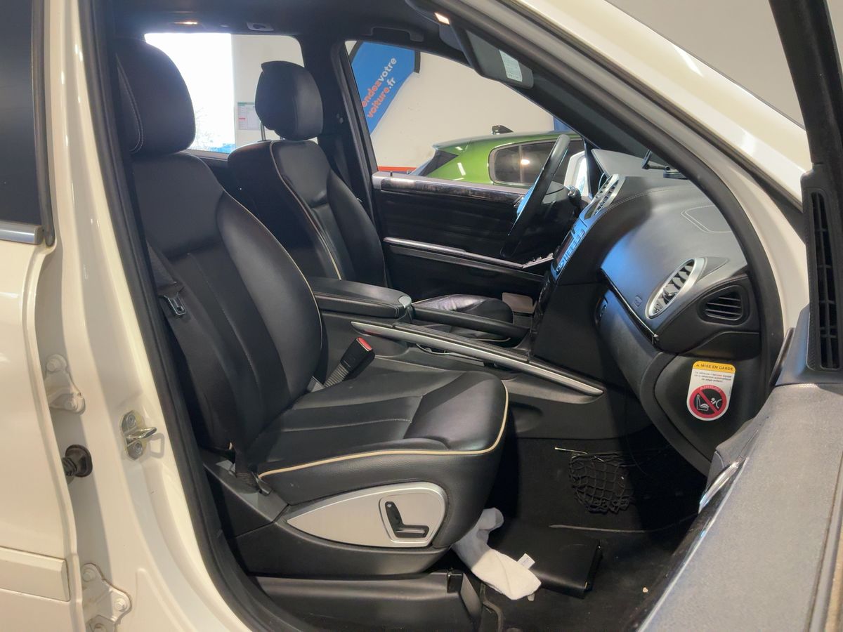 Mercedes-Benz M-Klasse 2011 — photo 17