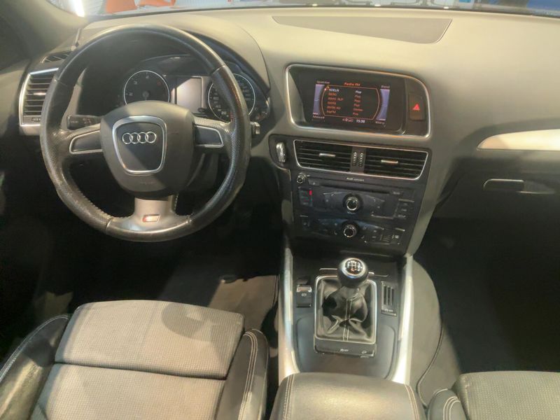 Audi Q5 2.0 TDI quattro — zdjęcie 12