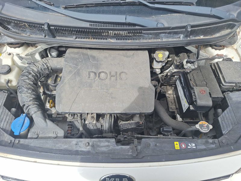 Kia Picanto 1.0 Active — zdjęcie 8