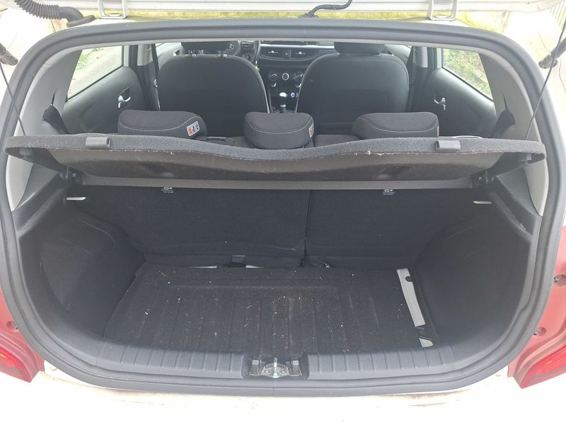 Kia Picanto 1.0 Active — zdjęcie 9