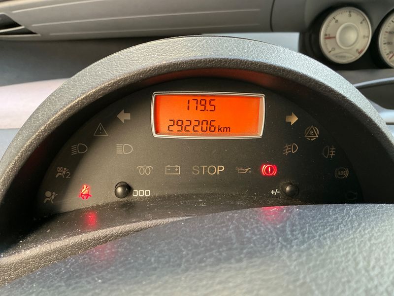 Citroen C8 2.0 HDi Premier — zdjęcie 4