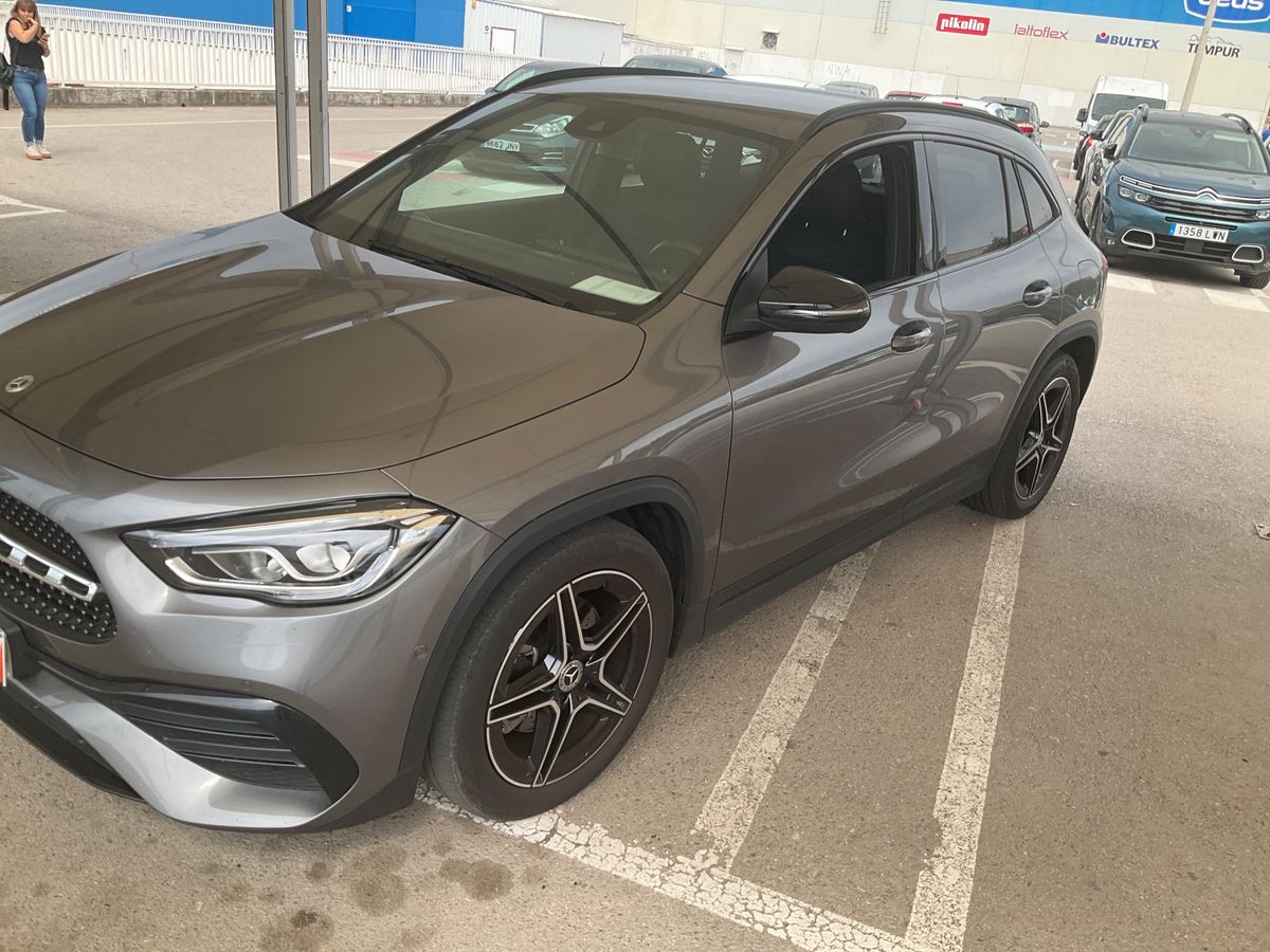 Mercedes-Benz GLA-Klasse GLA 220 d 4Matic AMG Line