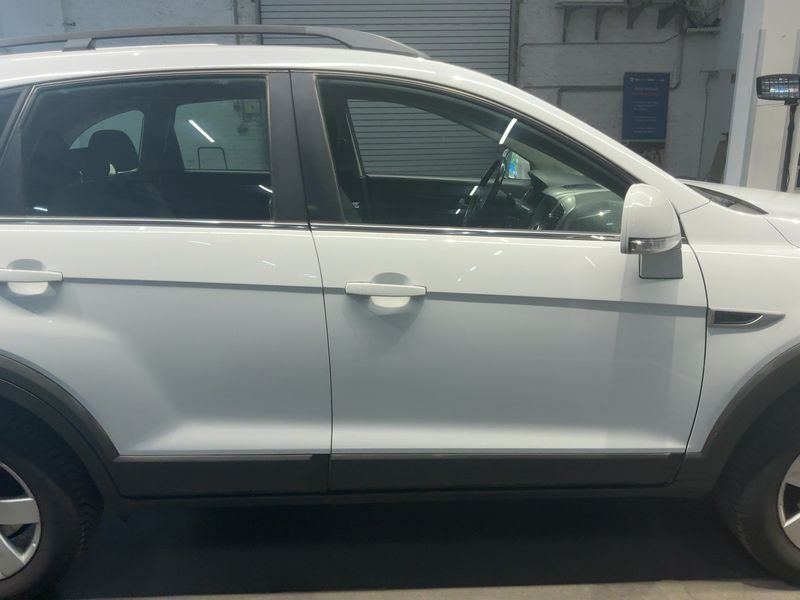 Chevrolet Captiva 2.4 LT 2WD — zdjęcie 7