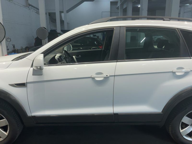 Chevrolet Captiva 2.4 LT 2WD — zdjęcie 4