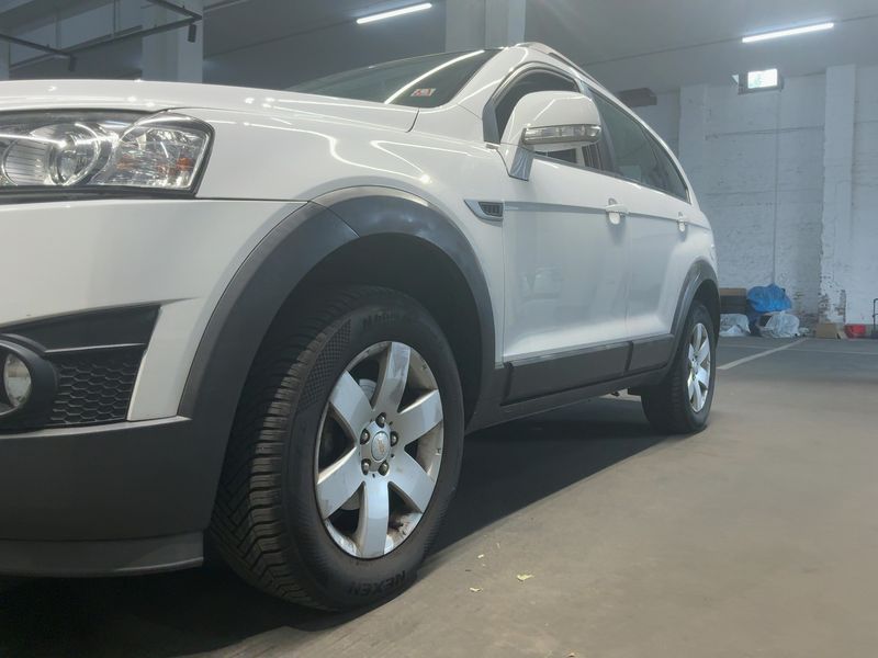 Chevrolet Captiva 2.4 LT 2WD — zdjęcie 2