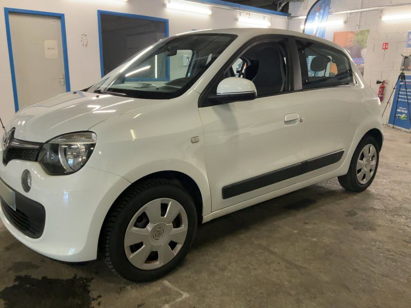 Renault Twingo 1.0 SCe Zen — zdjęcie 2