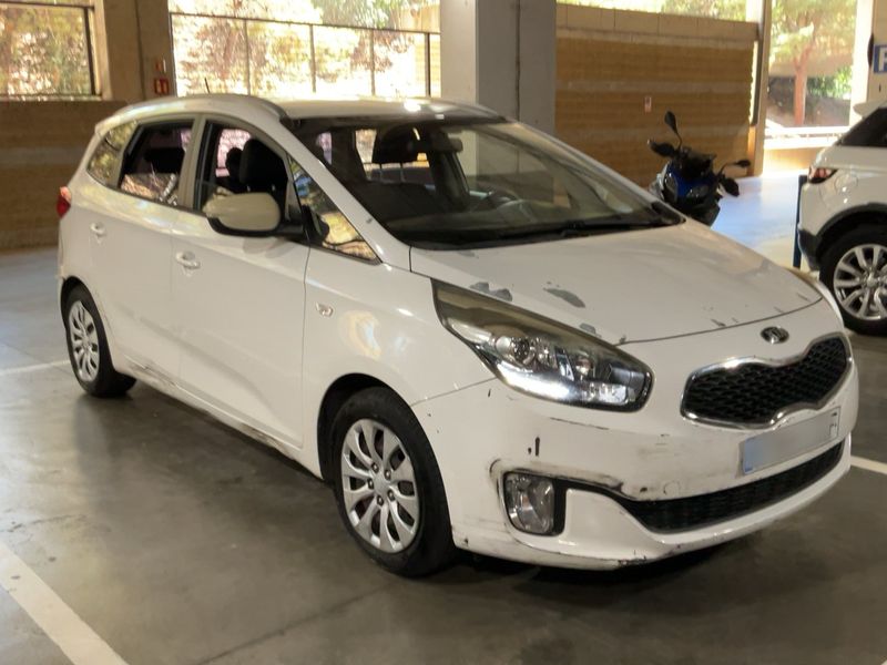 Kia Carens 1.7 CRDi Concept — zdjęcie 8