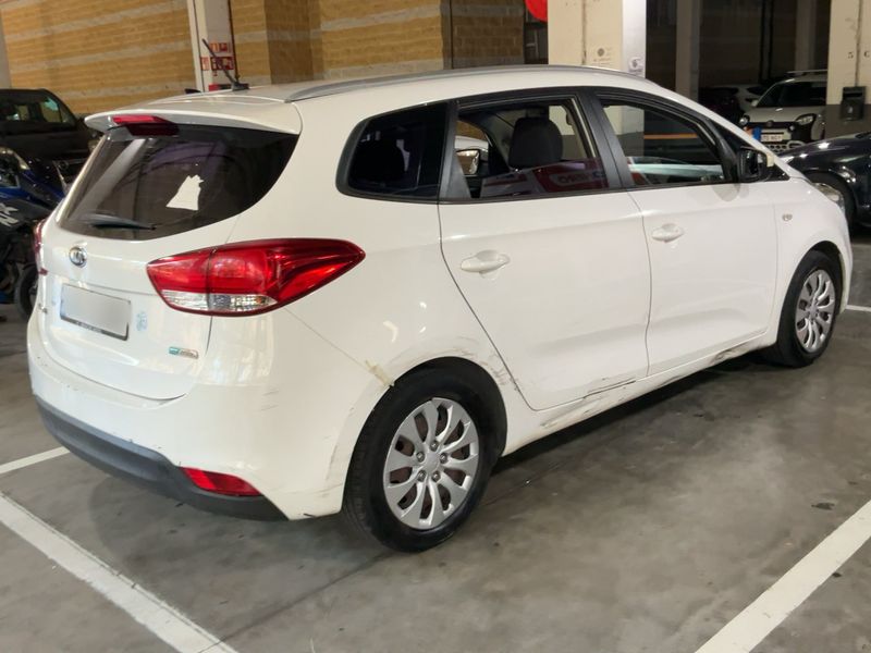 Kia Carens 1.7 CRDi Concept — zdjęcie 6