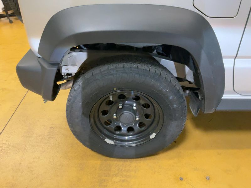 Suzuki Jimny 1.5 Comfort Allgrip NFZ 2022 – снимка 9