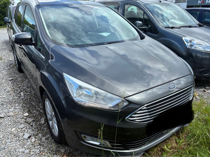 Ford Grand C-Max 1.5 TDCi Titanium — zdjęcie 7