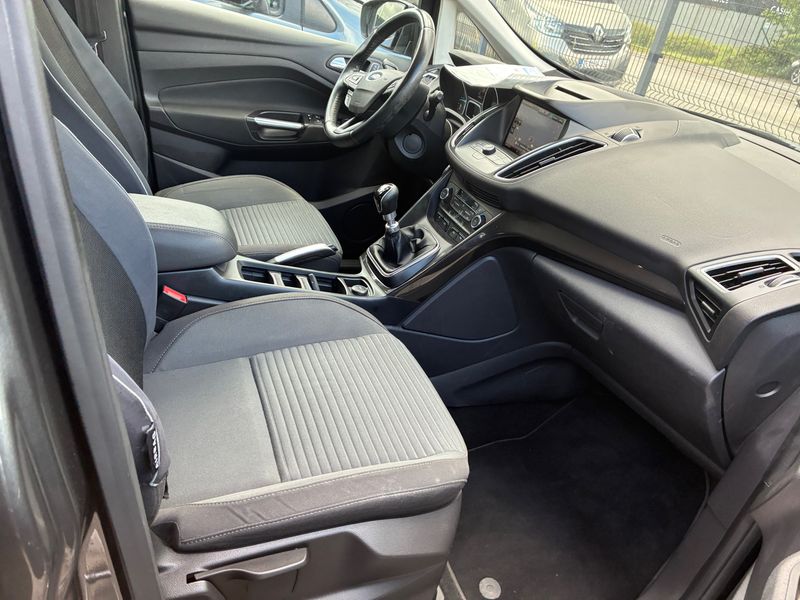 Ford Grand C-Max 1.5 TDCi Titanium — zdjęcie 10
