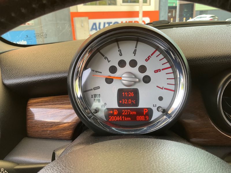 MINI Clubman Cooper D — zdjęcie 4