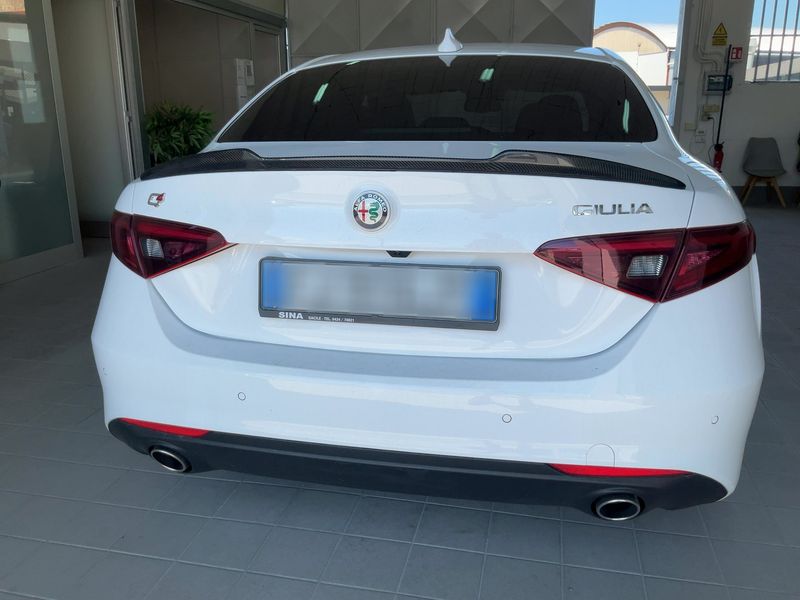 Alfa Romeo Giulia 2.2 JTDM Super — zdjęcie 5