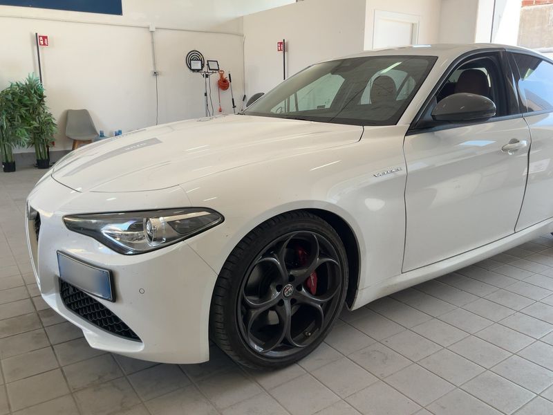 Alfa Romeo Giulia 2.2 JTDM Super — zdjęcie 2