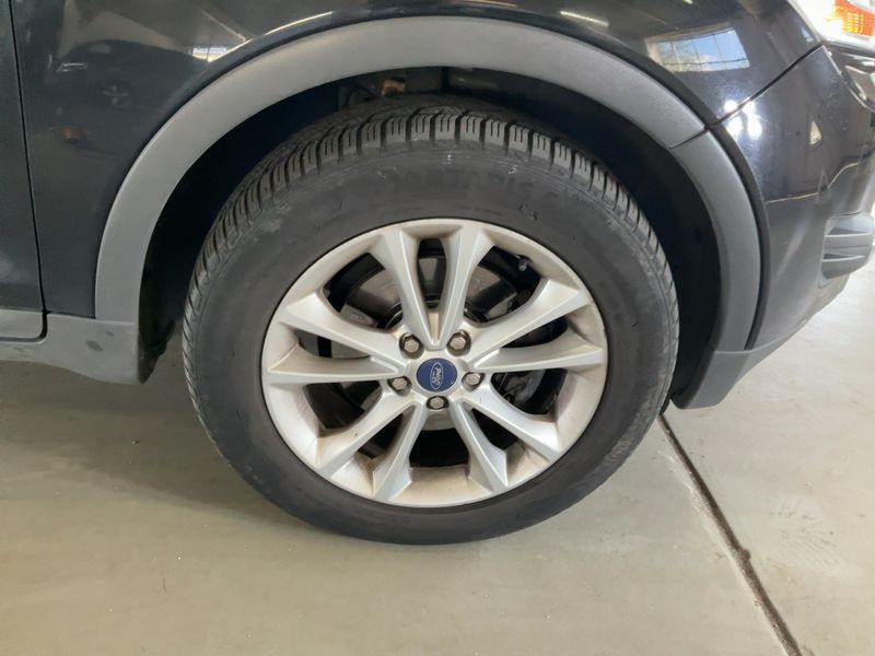 Ford Kuga 2.0 TDCi Titanium 2011 – снимка 11