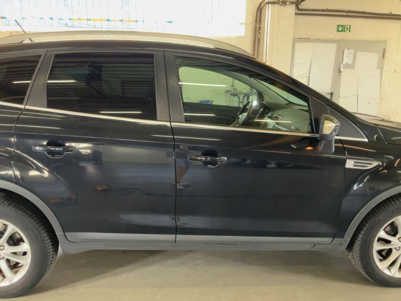 Ford Kuga 2.0 TDCi Titanium 2011 – снимка 10