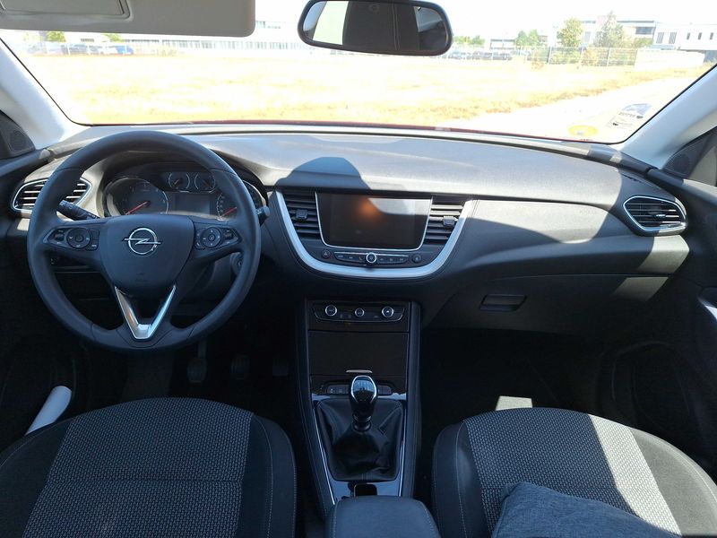Opel Grandland X 1.6 CDTI DPF Selective — zdjęcie 11
