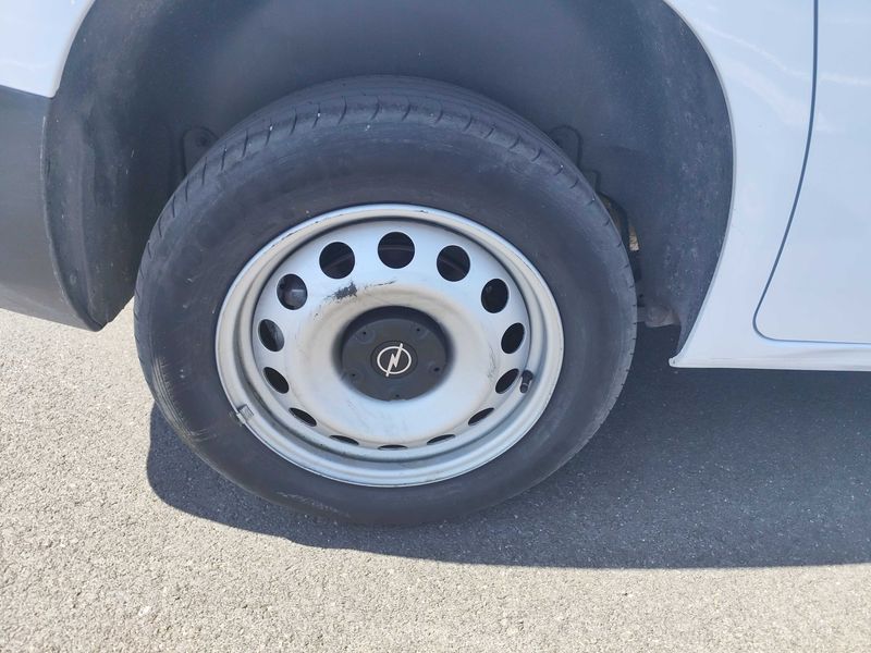 Opel Combo Life 1.5 CDTI — zdjęcie 16