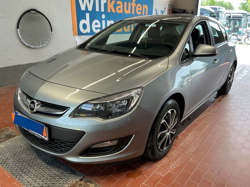 Opel Astra 1.6 Selection — zdjęcie 1