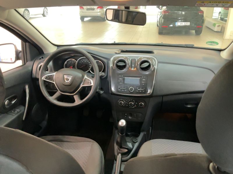 Dacia Sandero 1.0 Laureate 2017 – снимка 17