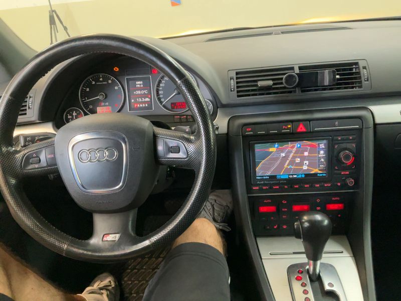 Audi S4 4.2 V8 quattro — zdjęcie 12