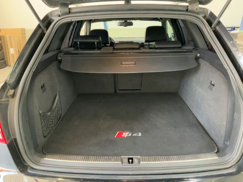 Audi S4 4.2 V8 quattro — zdjęcie 10