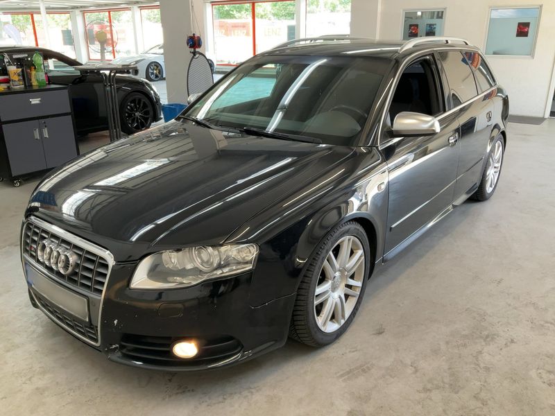 Audi S4 4.2 V8 quattro