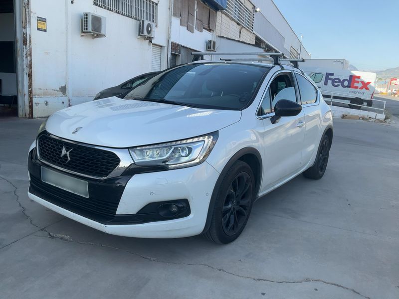 DS Automobiles DS4 Crossback 2.0 Blue-HDi SportChic — zdjęcie 2