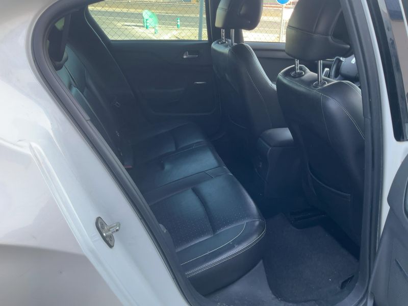 DS Automobiles DS4 Crossback 2.0 Blue-HDi SportChic — zdjęcie 14