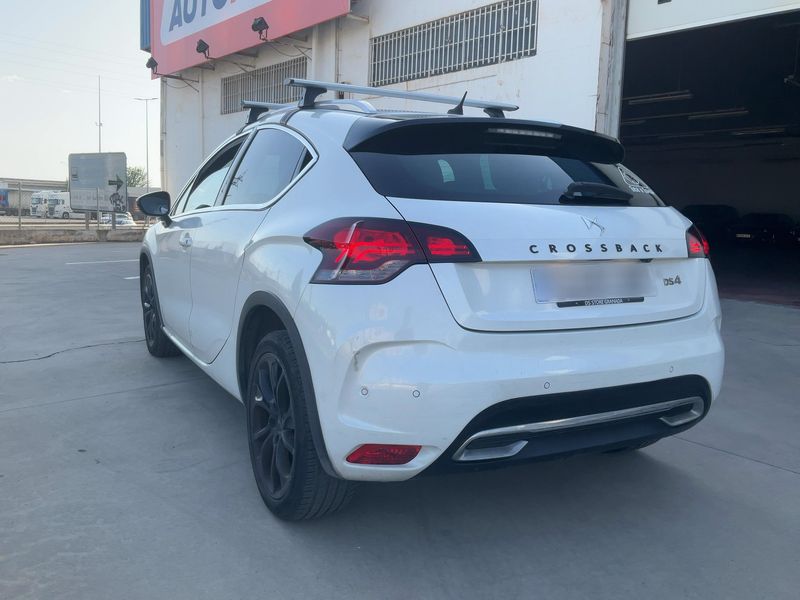 DS Automobiles DS4 Crossback 2.0 Blue-HDi SportChic — zdjęcie 3