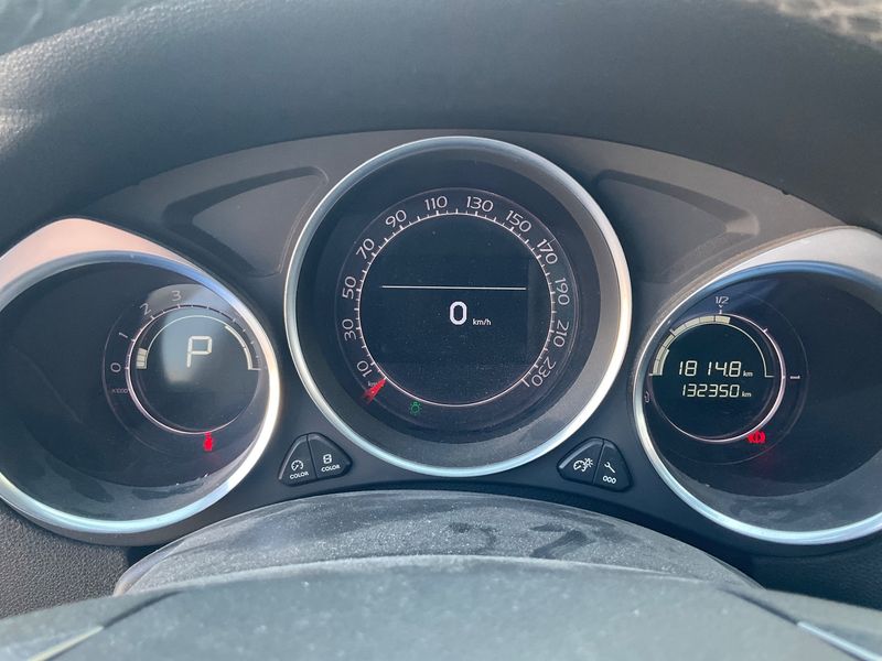 DS Automobiles DS4 Crossback 2.0 Blue-HDi SportChic — zdjęcie 13