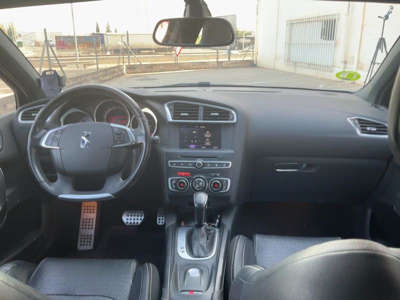 DS Automobiles DS4 Crossback 2.0 Blue-HDi SportChic — zdjęcie 12