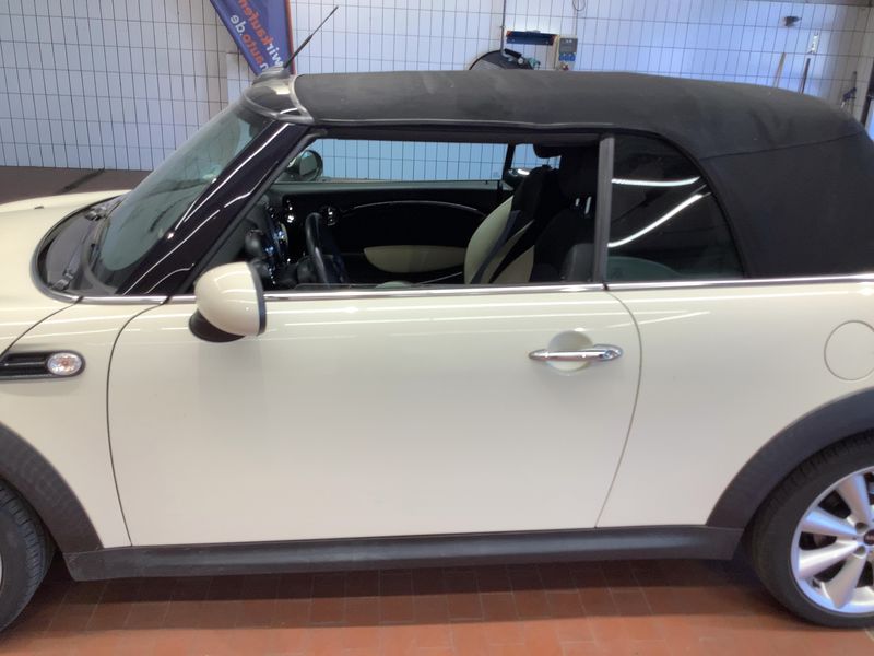 MINI Cabrio Cooper — zdjęcie 4