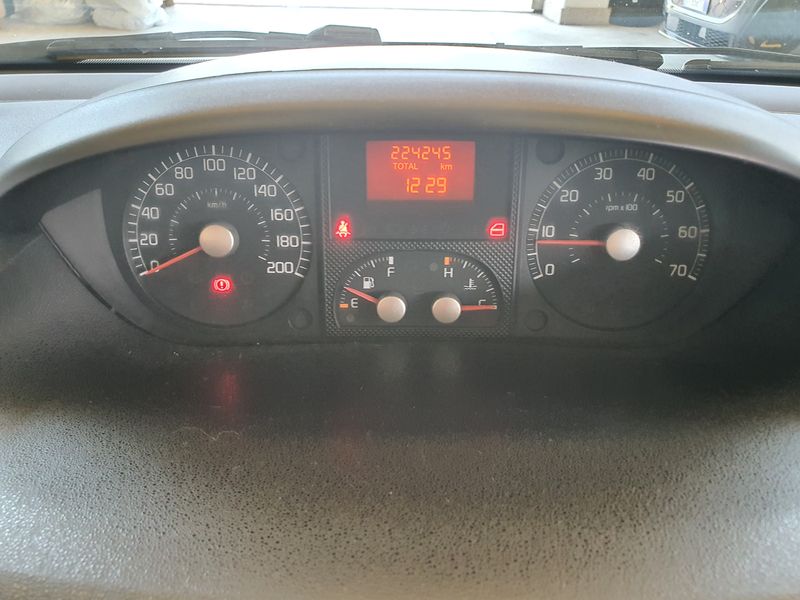 Fiat Idea 1.4 Active — zdjęcie 12