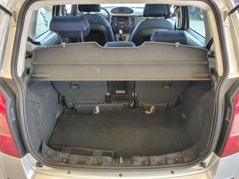 Fiat Idea 1.4 Active — zdjęcie 9