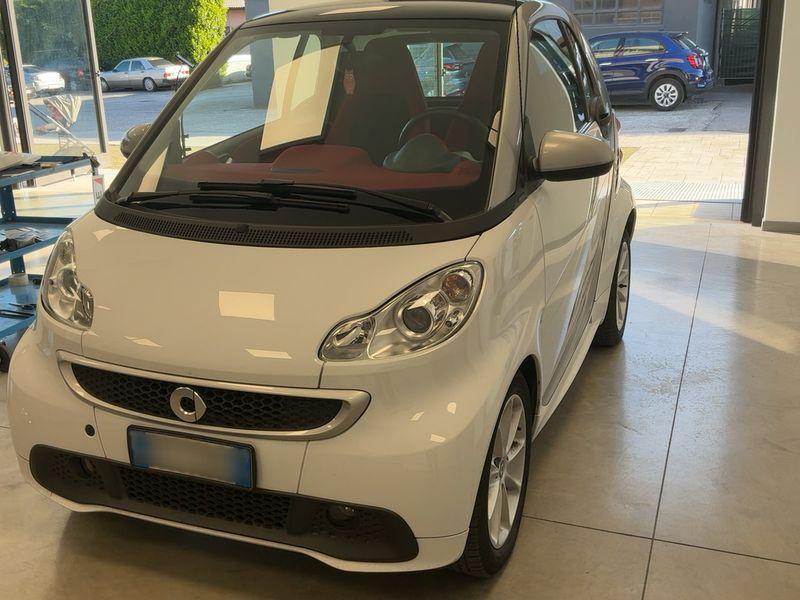 fortwo 1.0 Micro Hybrid Drive pure