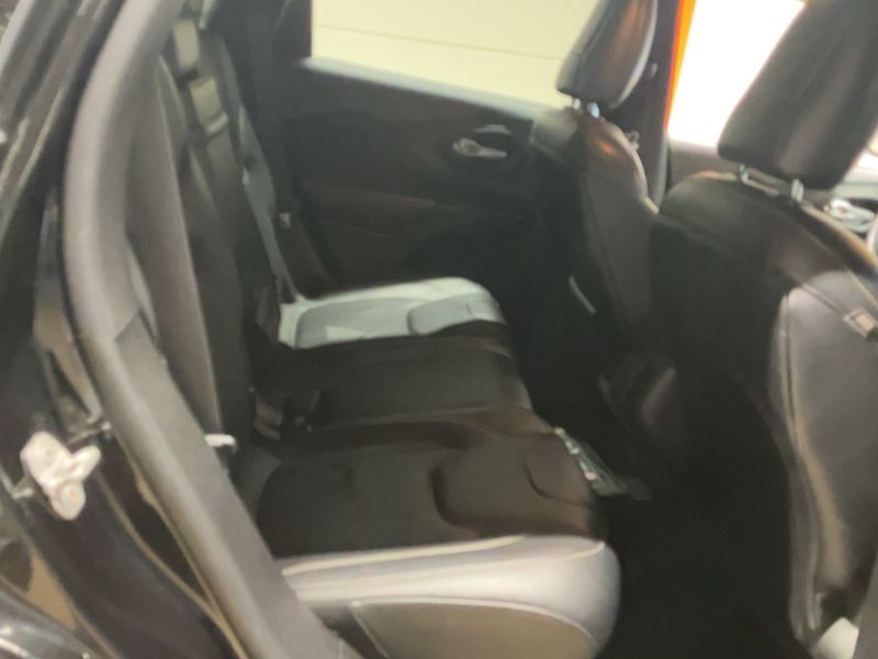 Jeep Cherokee 2.0 M-Jet Limited 4WD — zdjęcie 14