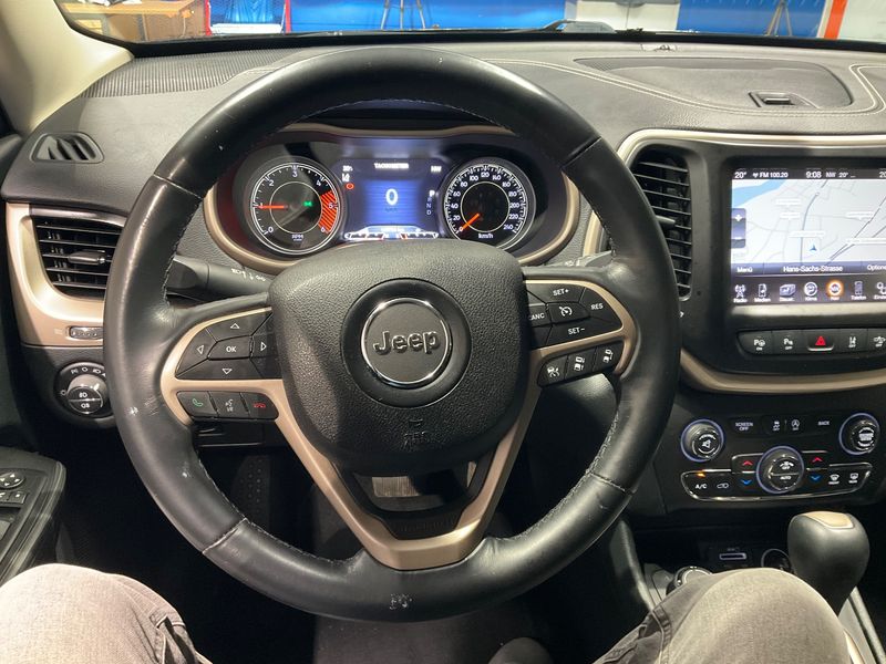 Jeep Cherokee 2.0 M-Jet Limited 4WD — zdjęcie 12