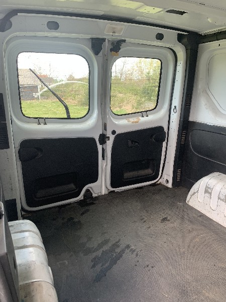 Renault Trafic 1.6 dCi L1H1 2,9t Komfort 2016 – снимка 23