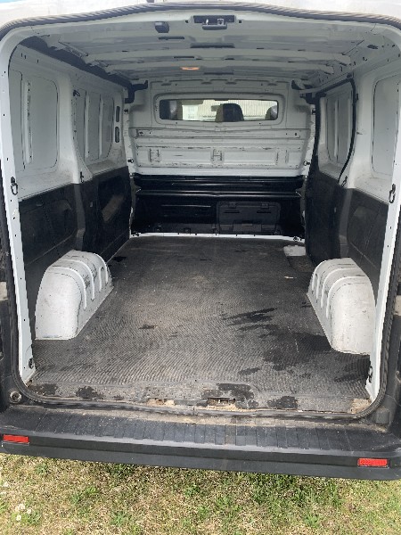 Renault Trafic 1.6 dCi L1H1 2,9t Komfort 2016 – снимка 20