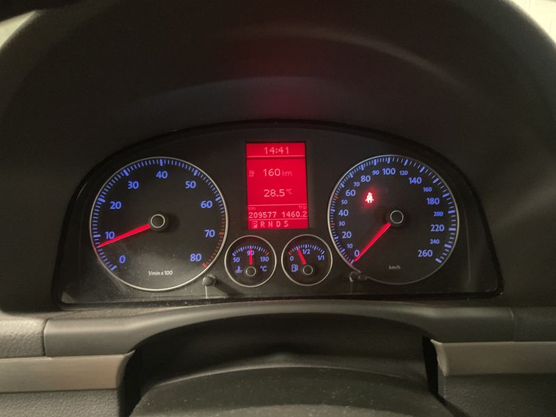 Volkswagen Touran 1.4 TSI Highline 2009 – снимка 4