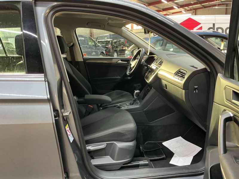 Volkswagen Tiguan Allspace 1.5 TSI ACT Life — zdjęcie 9