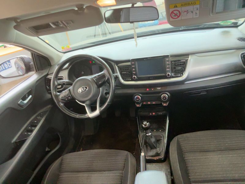 Kia Stonic 1.2 Vision — zdjęcie 12