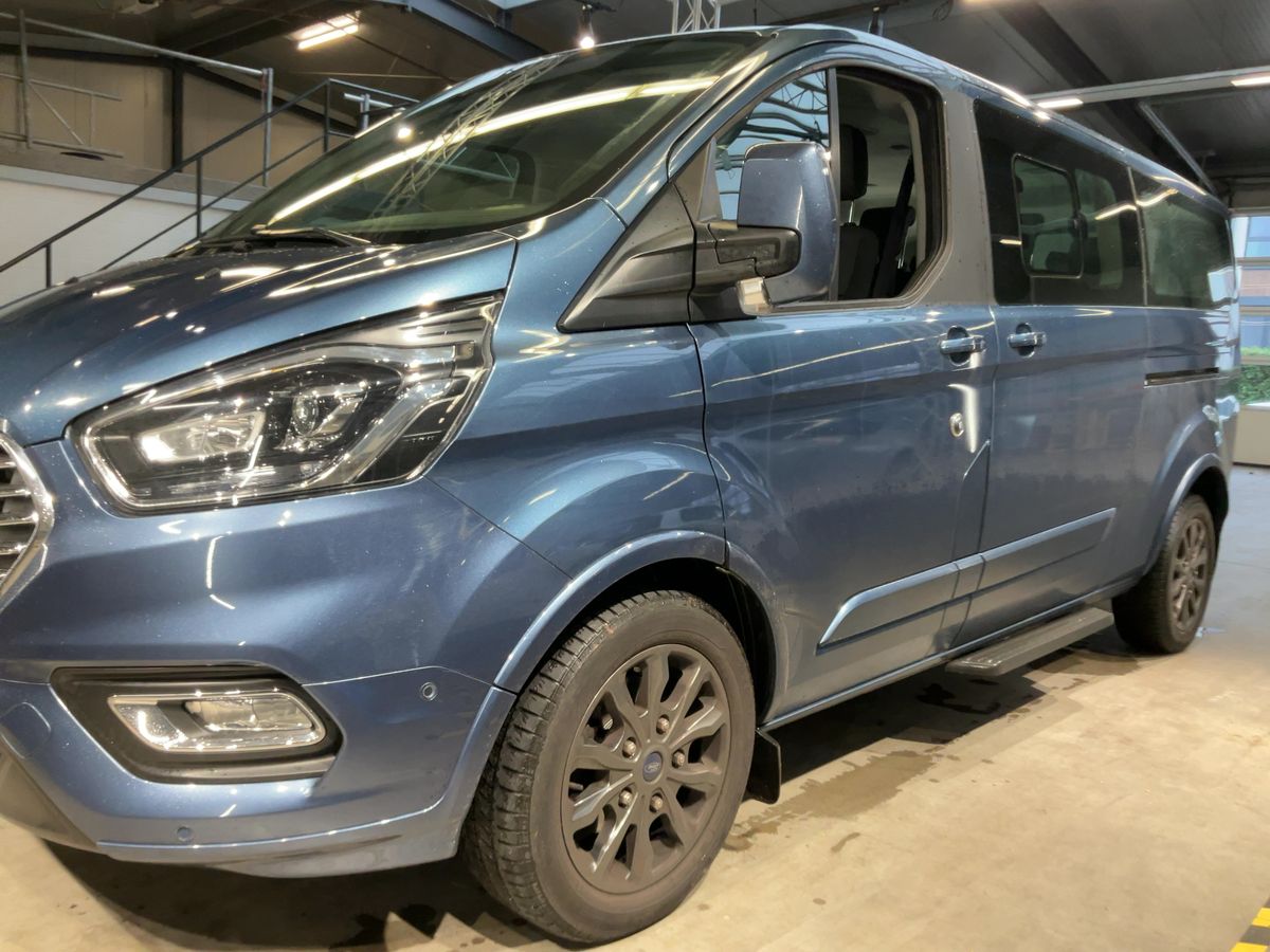 Ford Tourneo Custom 2.0 TDCi 320 L2 Tourneo Titanium X