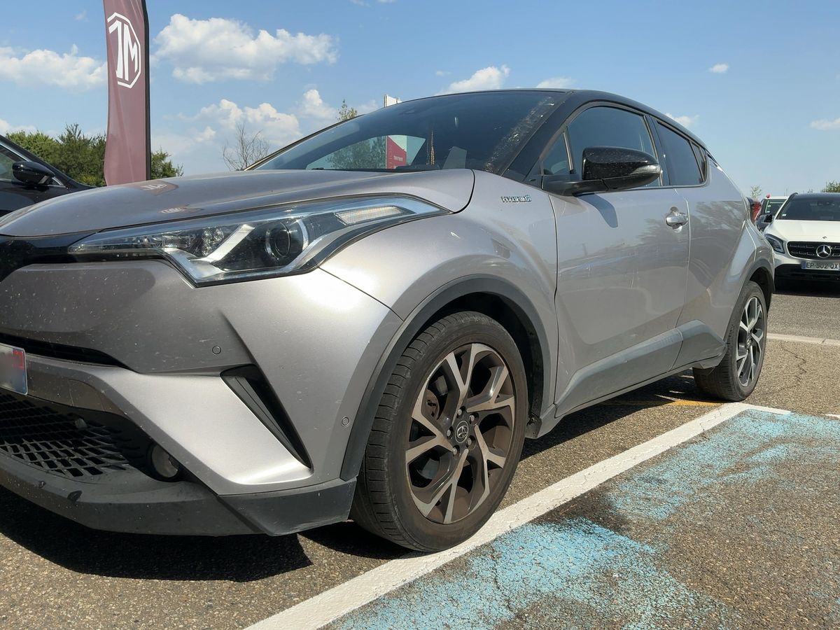 Toyota C-HR d'occasion