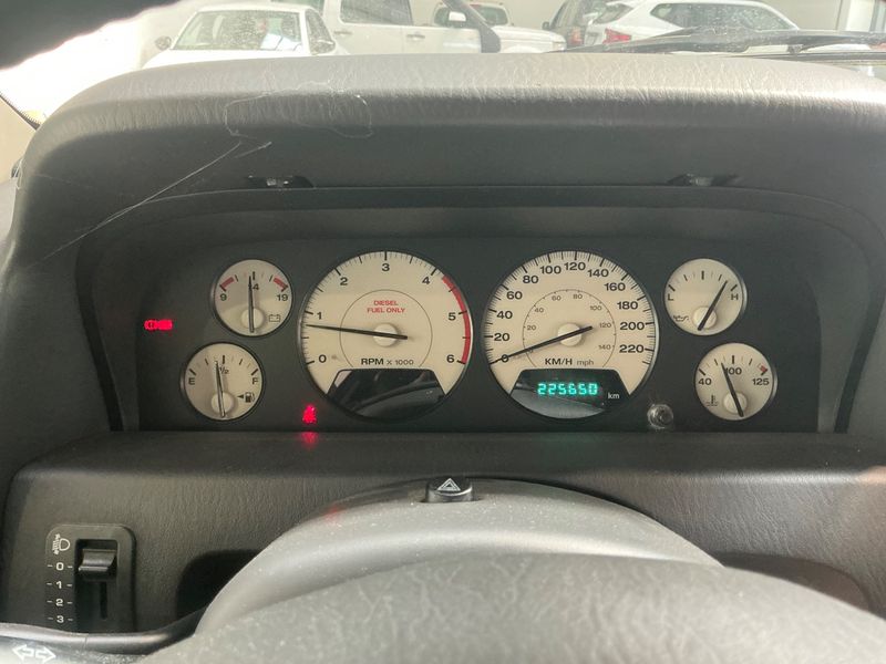 Jeep Grand Cherokee 2.7 CRD Limited — zdjęcie 4